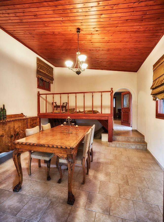 Dm Elegant And Charming Villa Foinikia  Экстерьер фото